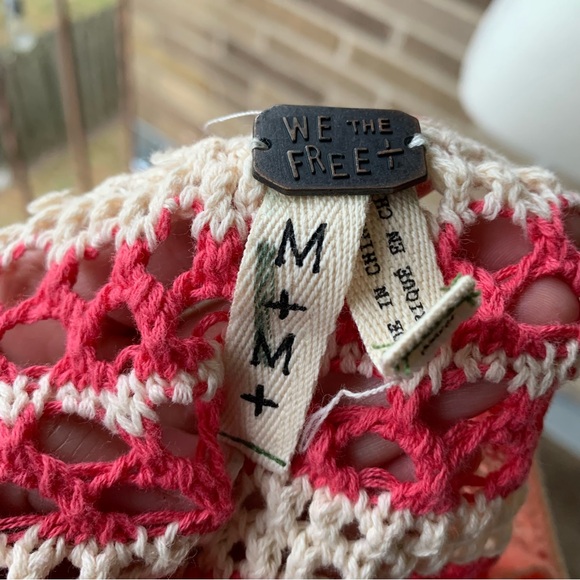 Free People We the Free Crochet Peach Crop Top Size Medium - Picture 9 of 11